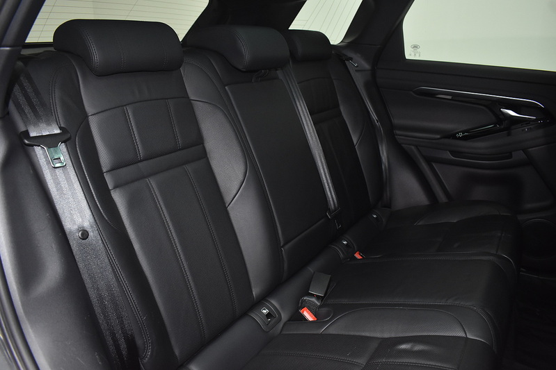 Land Rover Range Rover Evoque D180 R-Dynamic SE - U6370