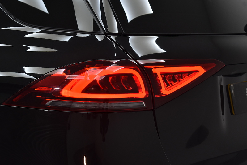 Mercedes-Benz GLE GLE400d AMG Line - U6371