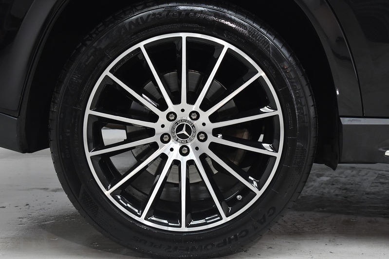 Mercedes-Benz GLE GLE400d AMG Line - U6371