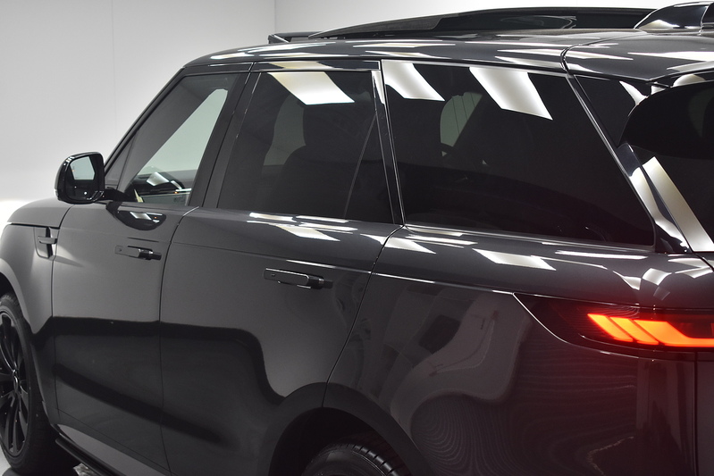 Land Rover Range Rover Sport D300 MHEV Dynamic SE - U6374