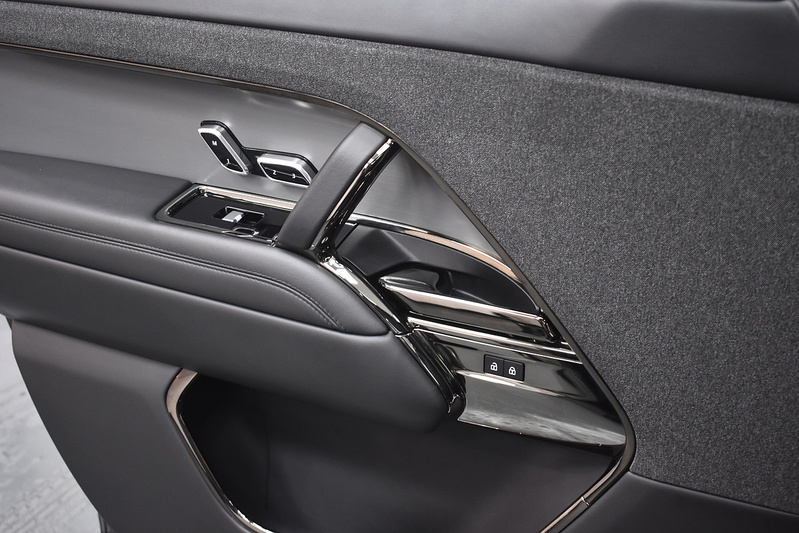 Land Rover Range Rover Sport D300 MHEV Dynamic SE - U6374