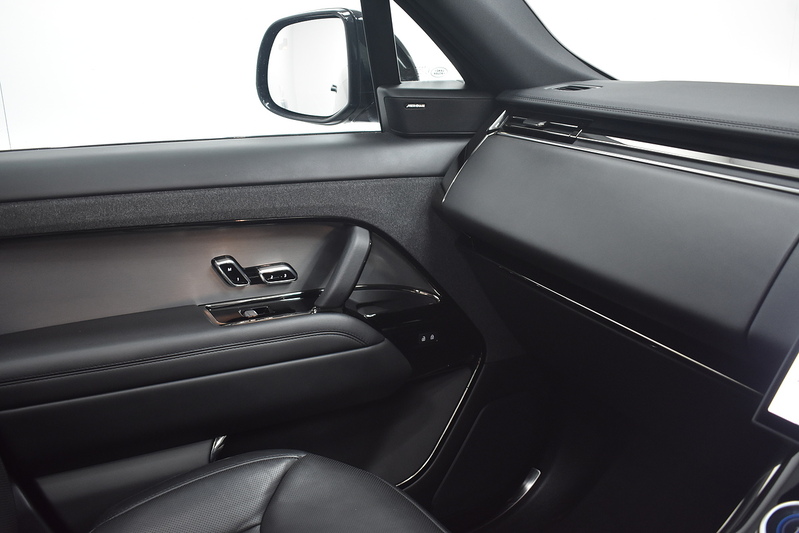 Land Rover Range Rover Sport D300 MHEV Dynamic SE - U6374