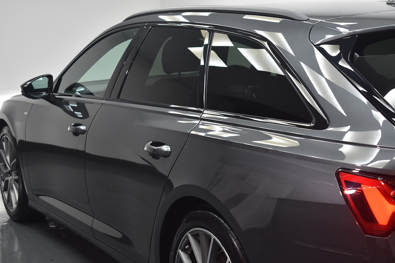 Audi A6 Avant TFSI Black Edition - U6377