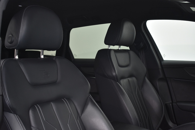 Audi A6 Avant TFSI Black Edition - U6377