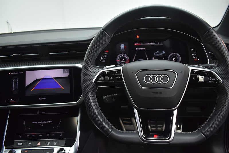 Audi A6 Avant TFSI Black Edition - U6377