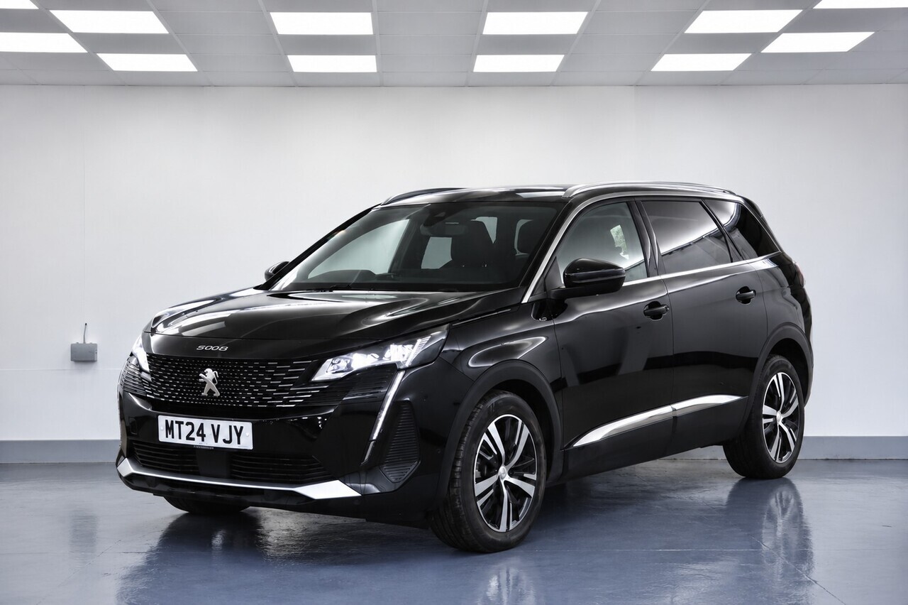 2024 Peugeot 5008