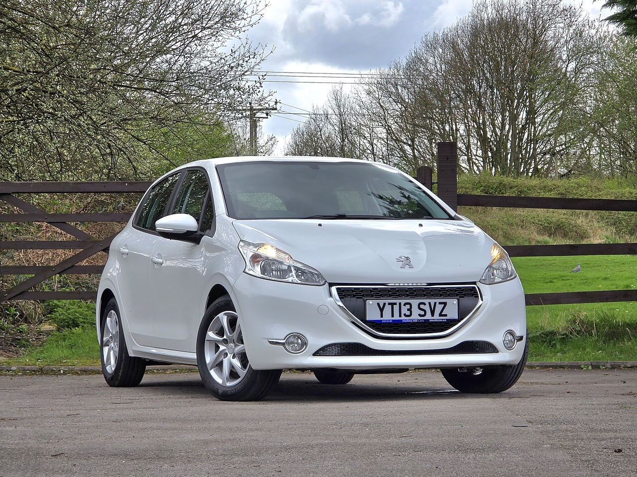 Used 2013 Peugeot 208 VTi Active For Sale (U52844) | Hollins