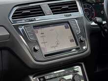 Volkswagen Tiguan TDI BlueMotion Tech R-Line - U53722