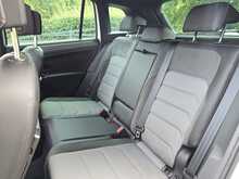 Volkswagen Tiguan TDI BlueMotion Tech R-Line - U53722