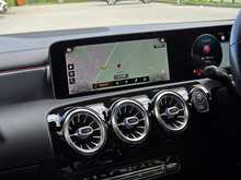 Mercedes-Benz CLA CLA180 AMG Line - U53803