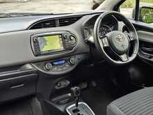 Toyota Yaris VVT-h Icon Tech - U53808