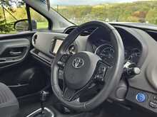 Toyota Yaris VVT-h Icon Tech - U53808