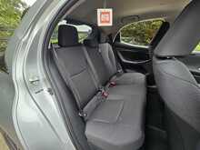 Toyota Yaris VVT-h Design - U53811