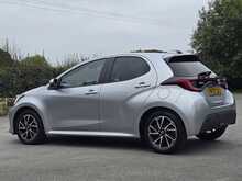 Toyota Yaris VVT-h Design - U53811