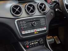 Mercedes-Benz GLA GLA250 AMG Line - U53844