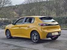 Peugeot 208 PureTech Active Premium - U53851