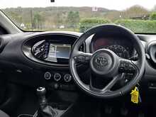 Toyota Aygo X VVT-i Pure - U53853