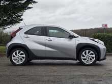 Toyota Aygo X VVT-i Pure - U53853