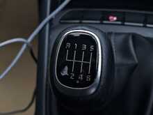 Kia Stonic T-GDi 2 - U53873