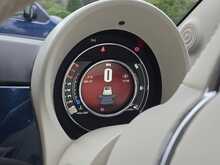 Fiat 500C MHEV - U53893