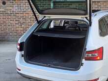 Skoda Superb TDI Laurin & Klement - U53900