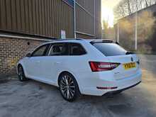 Skoda Superb TDI Laurin & Klement - U53900