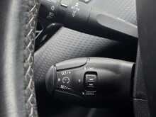 Peugeot 208 PureTech Allure - U53922