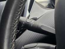 Peugeot 208 PureTech Allure - U53922