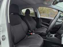 Peugeot 208 PureTech Allure - U53922