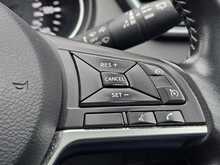 Nissan Qashqai DIG-T Tekna+ - U53926