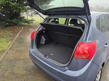 Kia Venga 3 - U53927