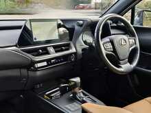 Lexus UX 250h F Sport Design - U53936
