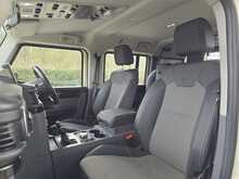 INEOS Grenadier D - U53940