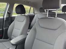 Hyundai IONIQ h-GDi Premium - U53945