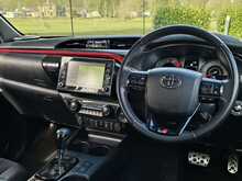Toyota Hilux D-4D GR SPORT - U53994