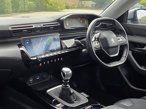 1.5 BlueHDi Allure Fastback 5dr Diesel Manual Euro 6 (s/s) (130 ps)