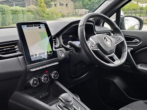 1.6 E-TECH E-Tech engineered SUV 5dr Petrol Hybrid Auto Euro 6 (s/s) (145 ps)