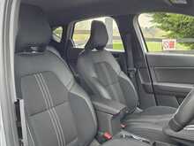 Renault Captur E-TECH E-Tech engineered - U54009