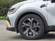 Renault Captur E-TECH E-Tech engineered - U54009