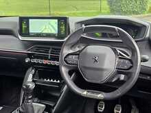 Peugeot 2008 PureTech GT - U54012