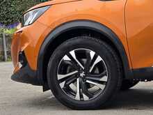 Peugeot 2008 PureTech GT - U54012