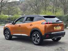 Peugeot 2008 PureTech GT - U54012