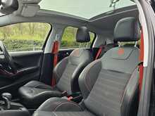 Peugeot 208 PureTech Roland Garros - U54013