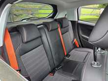 Peugeot 208 PureTech Roland Garros - U54013