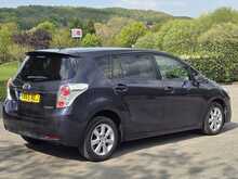 Toyota Verso D-4D Icon - U54045