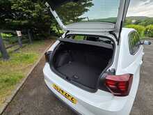 Volkswagen Polo TSI Life - U54079
