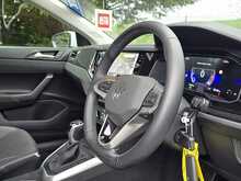 Volkswagen Polo TSI Life - U54079
