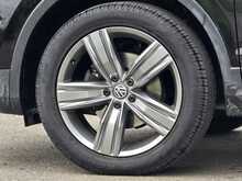 Volkswagen Tiguan TDI BlueMotion Tech SEL - U54101