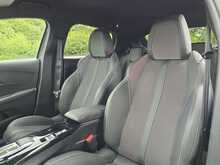 Peugeot 208 GT - U54108