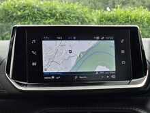 Peugeot 208 PureTech Allure Premium + - U54109